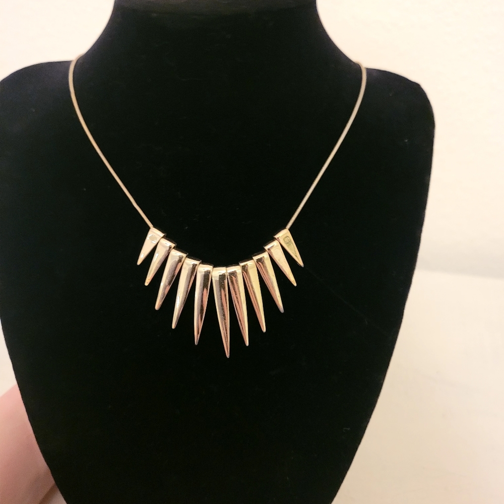 Express Gold Fashion Necklace